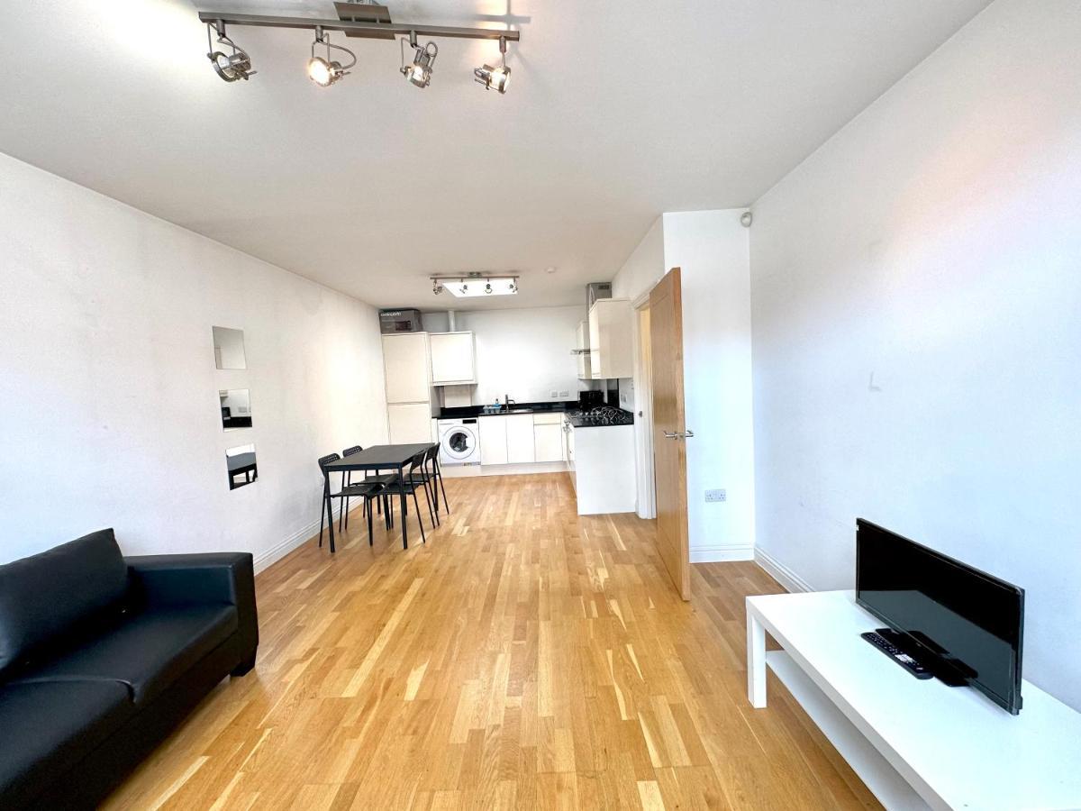 137 Guest House Camden Town 伦敦 外观 照片